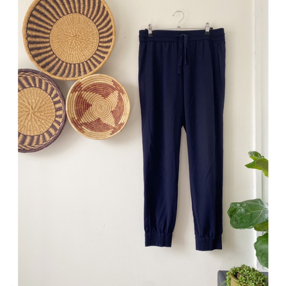 Wilfred Navy Jogger w/Silky Tuxedo Stripe